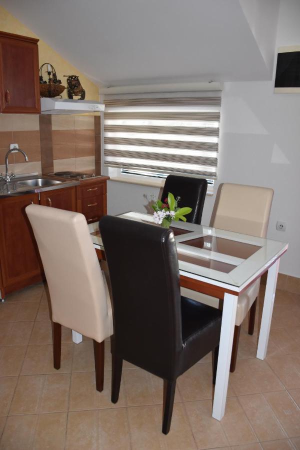 Apartments Scepanovic Tivat Ngoại thất bức ảnh