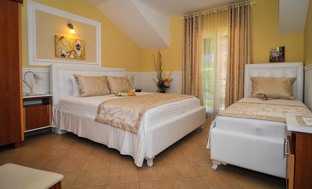 Apartments Scepanovic Tivat Ngoại thất bức ảnh